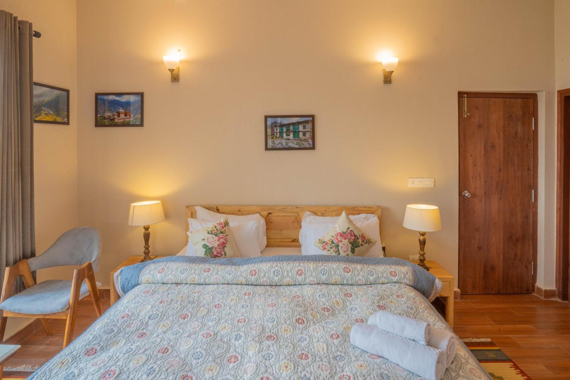 Hostie Sahasrara-3Bhk Chalets, Majkhali, Раникет Екстериор снимка