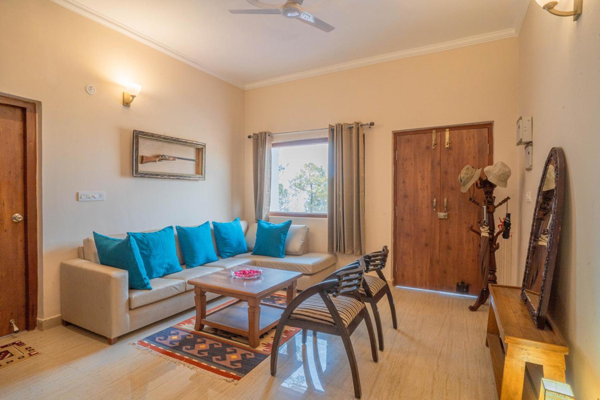 Hostie Sahasrara-3Bhk Chalets, Majkhali, Раникет Екстериор снимка